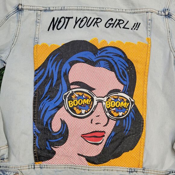 Pop-Art Denim Jacket Womens Medium 19x23 Faded Light-Wash - Picture 11 of 14